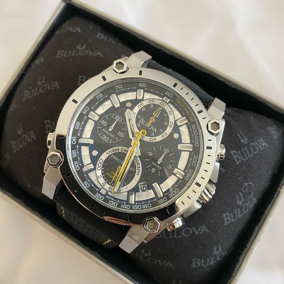 Bulova watch - Picture 5 of 7